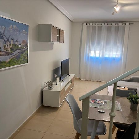 Ferienwohnung Duplex Entre Molinos Consuegra Exterior foto